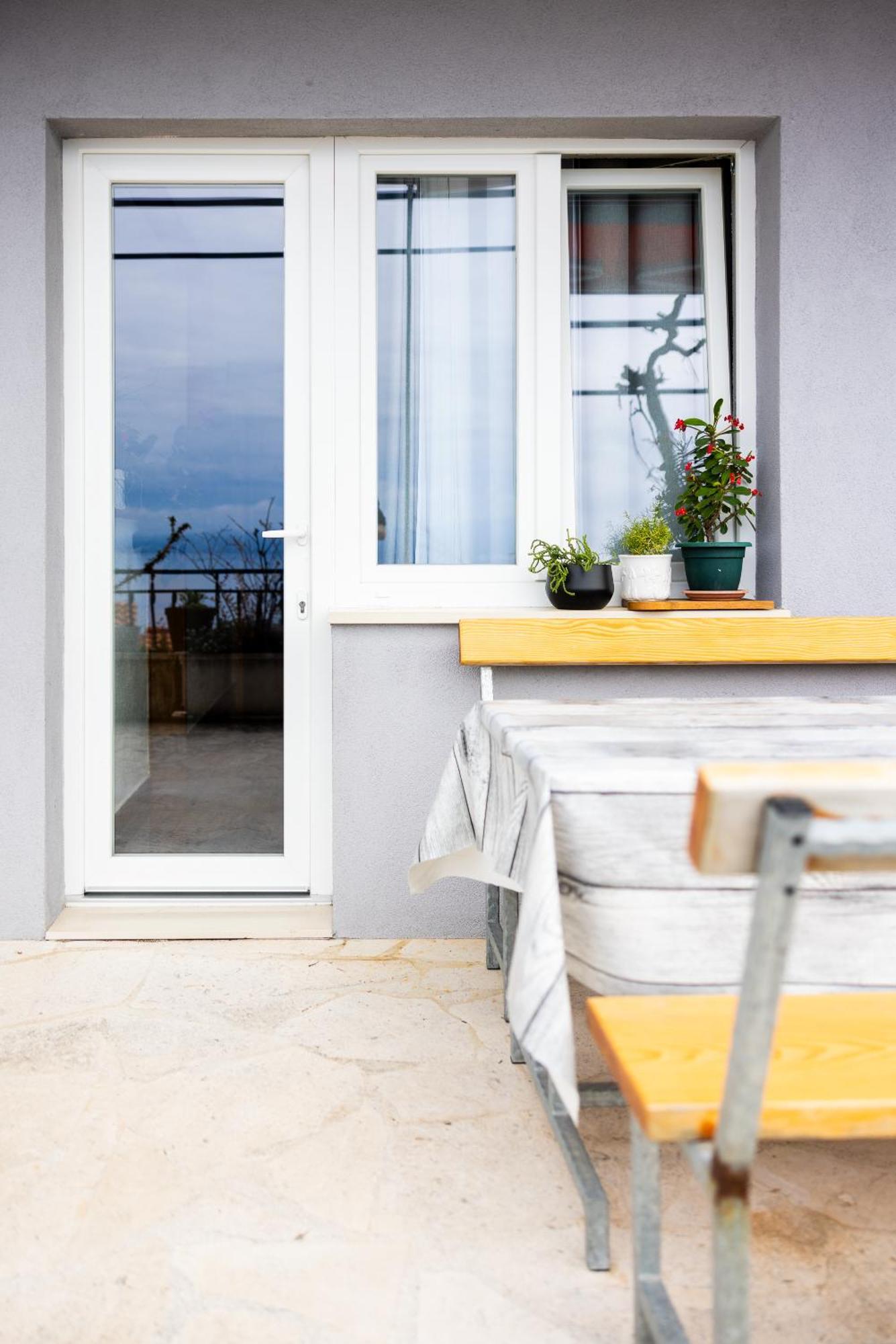 Apartman Nora Omiš Extérieur photo